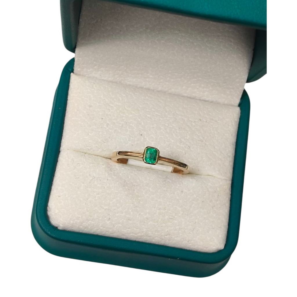 Anillo Oro 18K con Esmeralda Natural Colombiana - Edición Deluxe