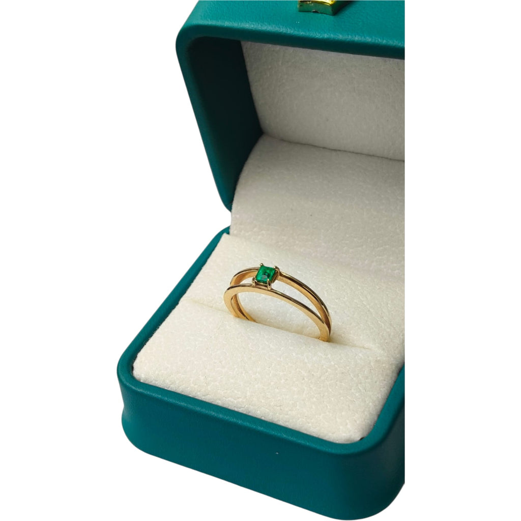 Anillo Oro 18K con Esmeralda Natural Colombiana - Colección Lumière