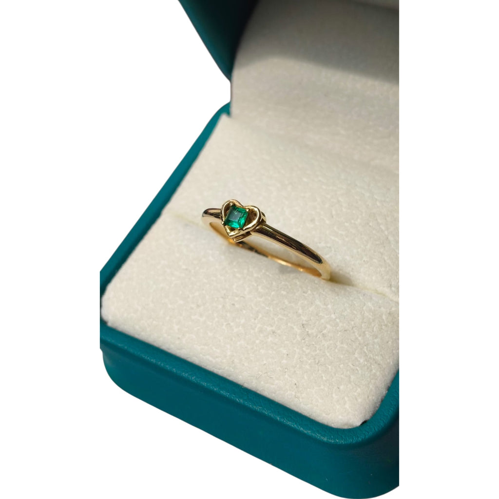 Anillo Oro 18K con Esmeralda Natural Colombiana - Colección Céleste