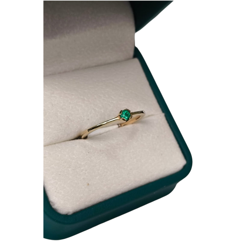 Anillo Solitario Oro 18K con Esmeralda Natural Colombiana Premium