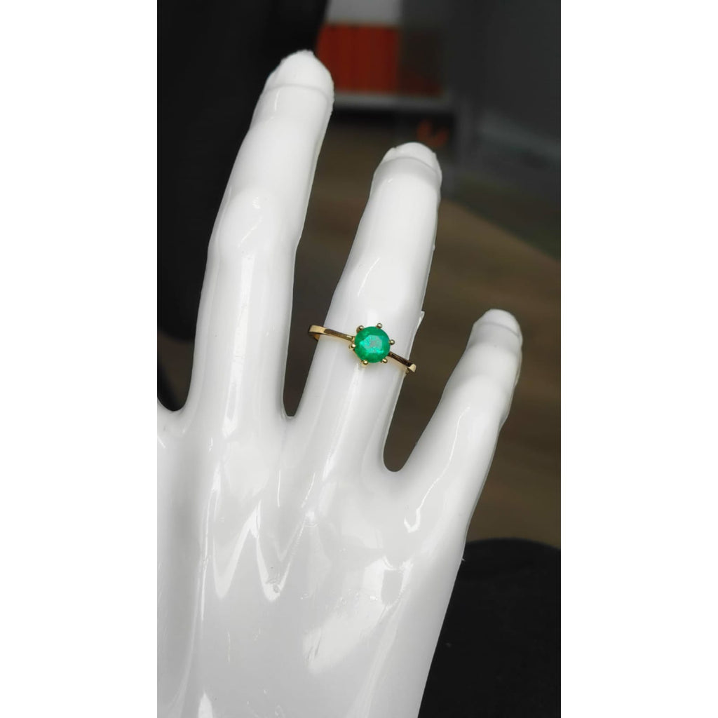 Anillo Oro 18K con Esmeralda Natural Colombiana - Elegancia Atemporal